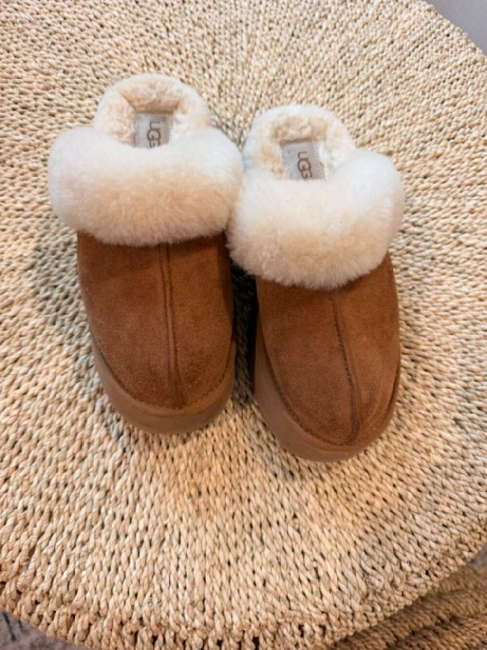 🔥 UGG Disquette Platform Suede Shearling Slippers - Chestnut, Size  6